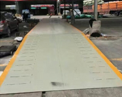 白云區(qū)八方物流園3，16米地磅安裝